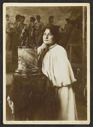 Anonym, Marie Nachod mit "Tanzreigen" (Tänzerinnen), nach 1898, © MdbK